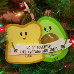 New The Jolly Christmas Shop 4.25" Avocado And Toast Couple Personalized Christmas Ornament OR2199