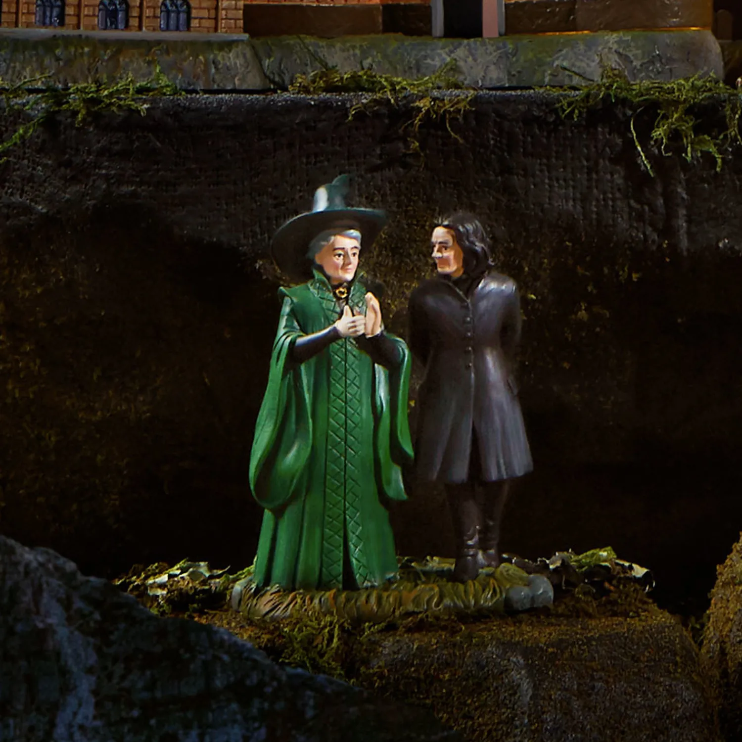 Best The Jolly Christmas Shop Department 56 Harry Potter Village Snape & McGonagall Figure 6003331