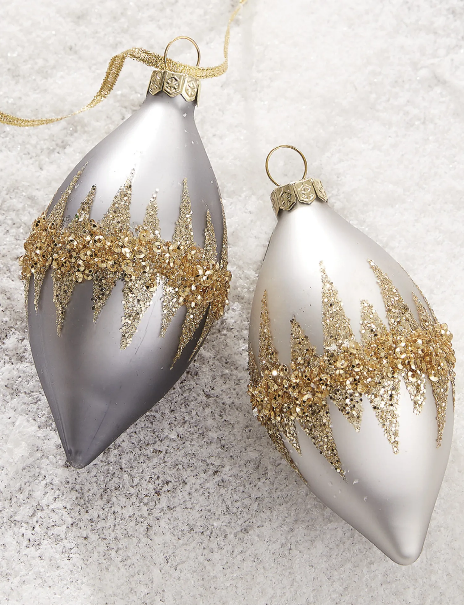The Jolly Christmas Shop Raz 4.5" Double Point Gold Glittered Christmas Ornament 4120852