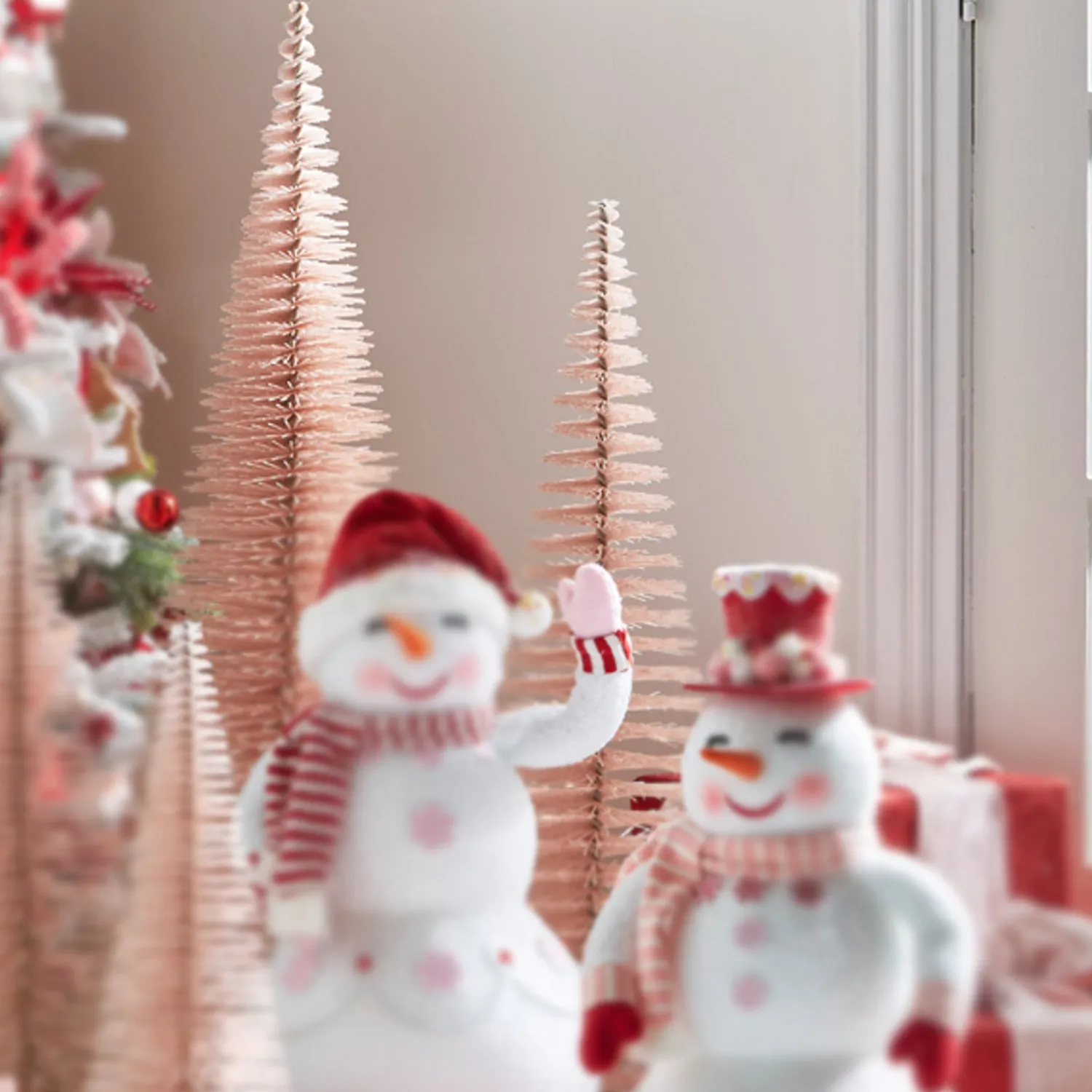 Hot The Jolly Christmas Shop Raz 39" Large Pink Bottle Brush Christmas Tree Set 4306106