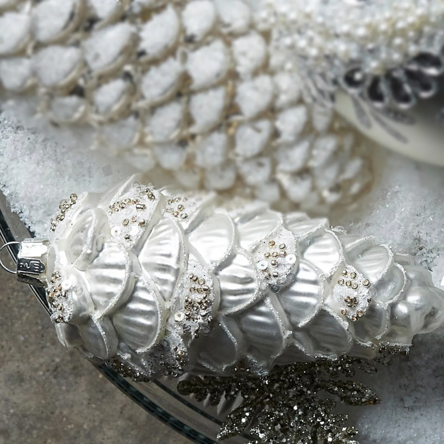 Online The Jolly Christmas Shop Raz 5" Metallic White Pinecone Glass Christmas Ornament 4422893