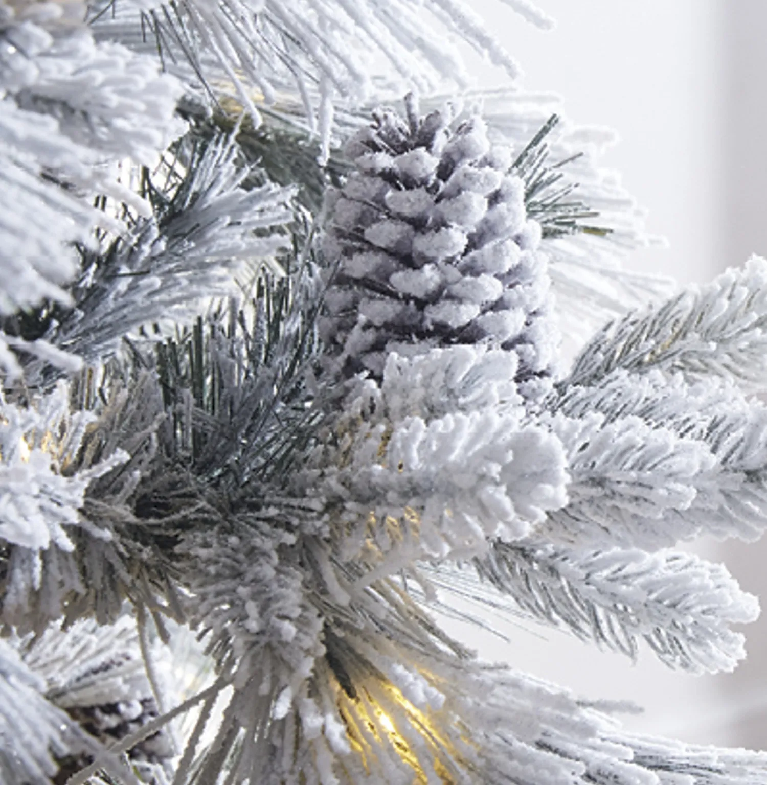 New The Jolly Christmas Shop Raz 7.5' Or 9' Pre Lit Flocked Pine Christmas Tree