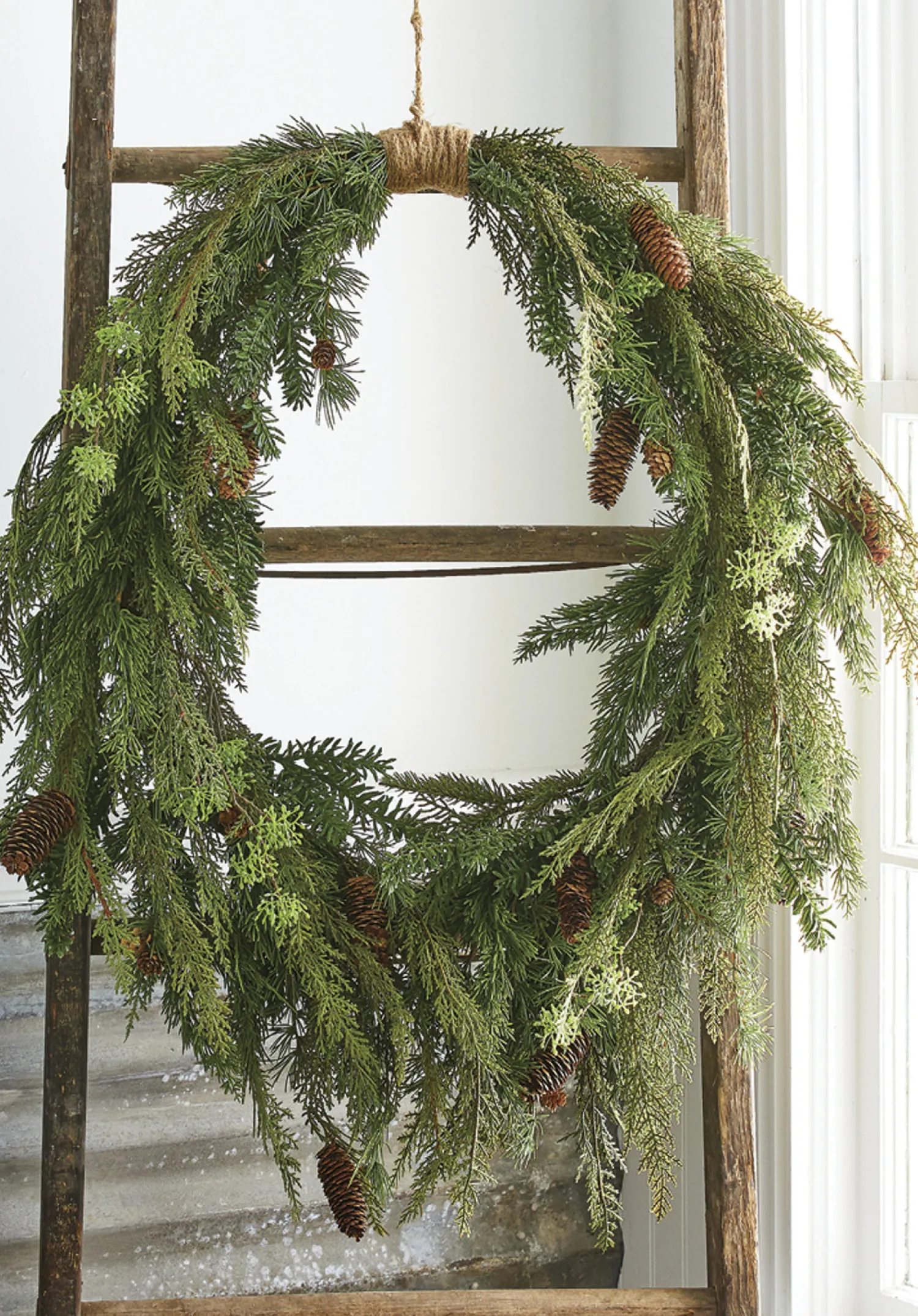 Hot The Jolly Christmas Shop Raz 30" Real Feel Oval Cedar And Pinecone Christmas Wreath W4011591