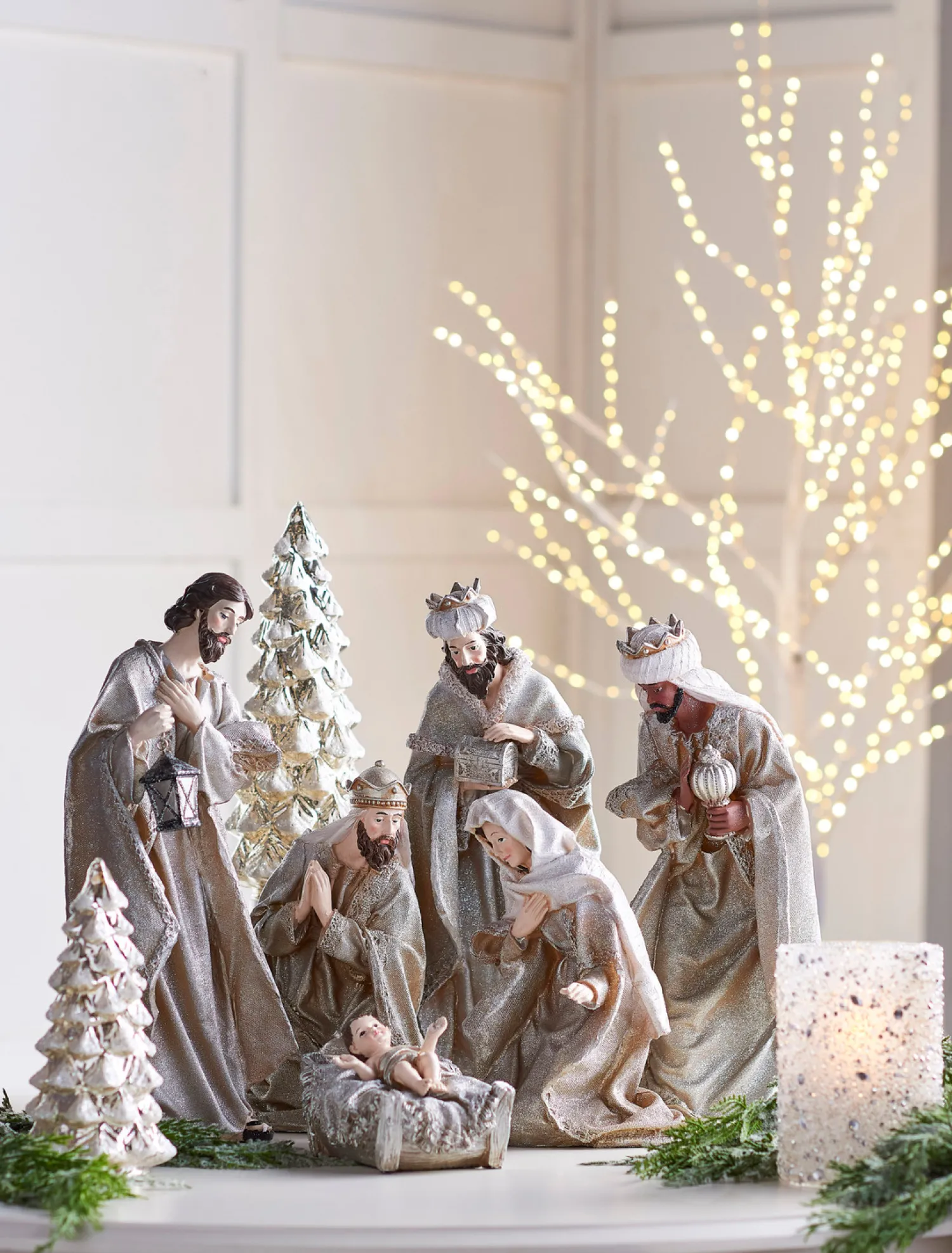 Clearance The Jolly Christmas Shop Raz 15.75" Silver Metallic Christmas Nativity Set 4312107