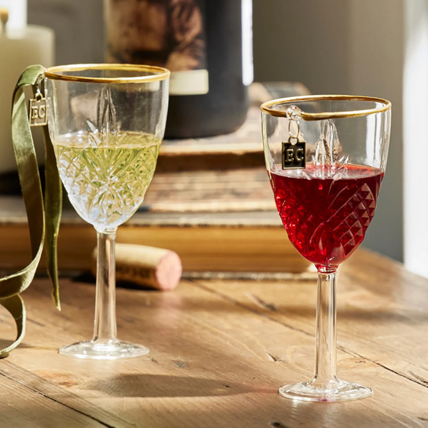 Online The Jolly Christmas Shop Raz Eric Cortina 5.5" Elegant Red Or White Wine Glass Christmas Ornament 4353122